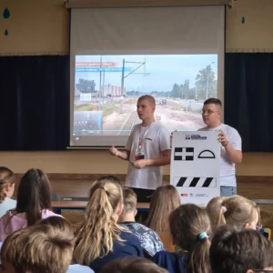 Bezpieczeństwo na torach czyli „Świadomy znaczy bezpieczny”